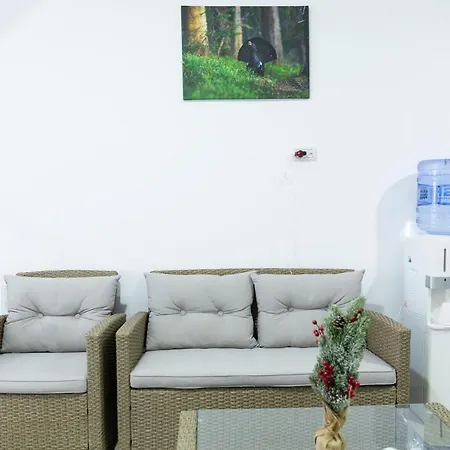 Studio With Parking In Apartment *
